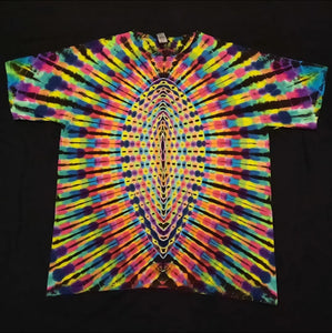 XL. Tie dye shirt. High contrast third eye tee.