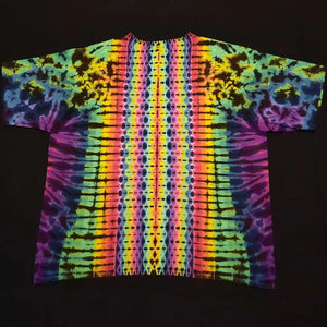 3XL. Tie dye shirt. Mandala with spine tee.