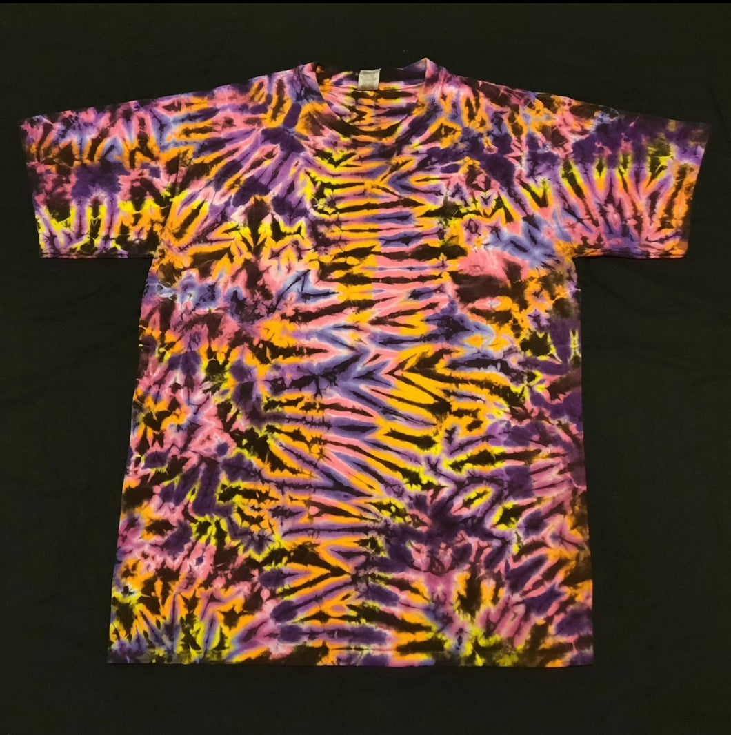 Medium. Tie dye shirt. High contrast scrunch tee.