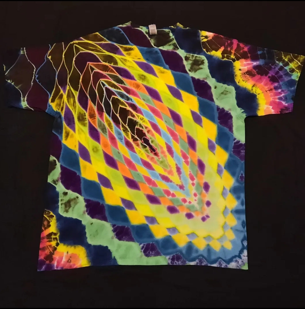 2XL. Tie dye shirt. Neon nebula tee.
