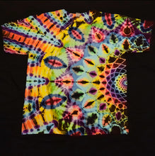 Load image into Gallery viewer, XL. Tie dye shirt. Side mandala tee.
