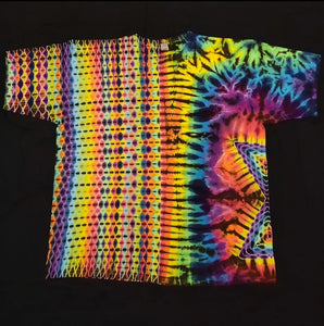 2XL. Tie dye shirt. Psychedelic pleat combo tee.