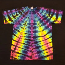Load image into Gallery viewer, Large. Tie dye shirt. Radiowave tee.
