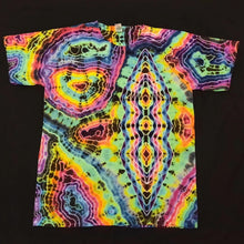 Load image into Gallery viewer, Large. Tie dye shirt. Diamond fusion/geode combo tee.
