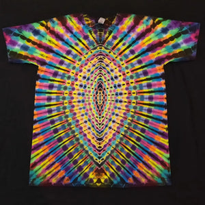 Large. Tie dye shirt. Third eye tee.