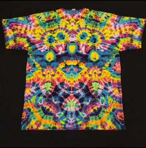XL. Tie dye shirt. Psychedelic profile tee.
