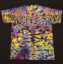 Load image into Gallery viewer, Large. Tie dye shirt. Scrunch tee.
