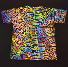 Load image into Gallery viewer, XL. Scrunch tee.
