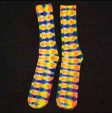 Load image into Gallery viewer, US men&#39;s,11-13, bamboo socks.
