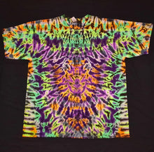 Load image into Gallery viewer, 2XL. Halloween psychedelic tee.
