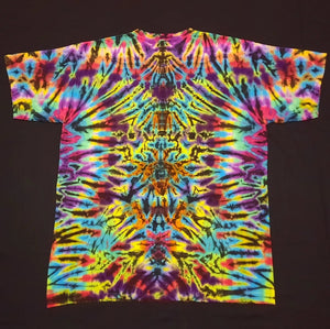 XL. Mandala tee.