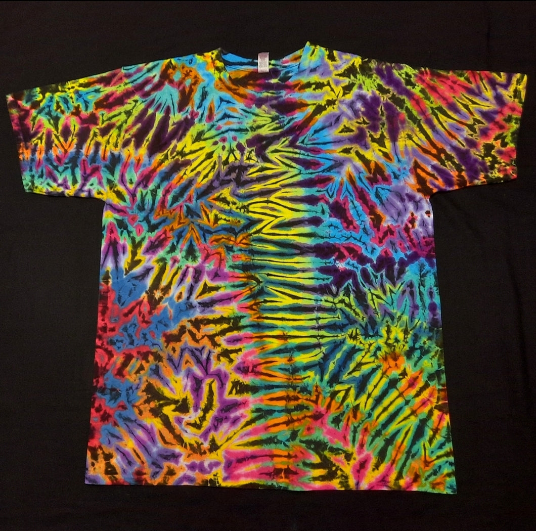 XL. Scrunch tee.